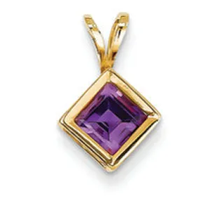 0.7 Carat 14K Gold 5mm Princess Cut Amethyst bezel pendant