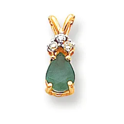 0.8 Carat 14K Gold Emerald Diamond pendant