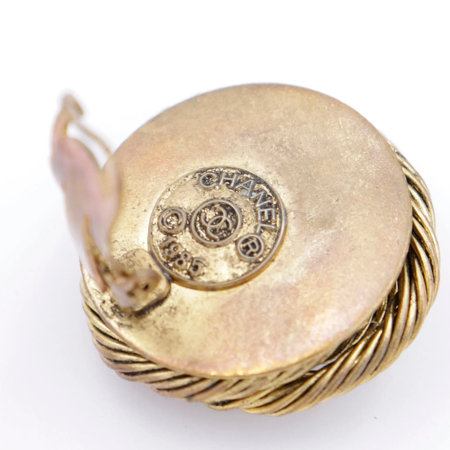 1980s Chanel Twisted Rope Gold Gilded Earrings w Pearl Cabochon