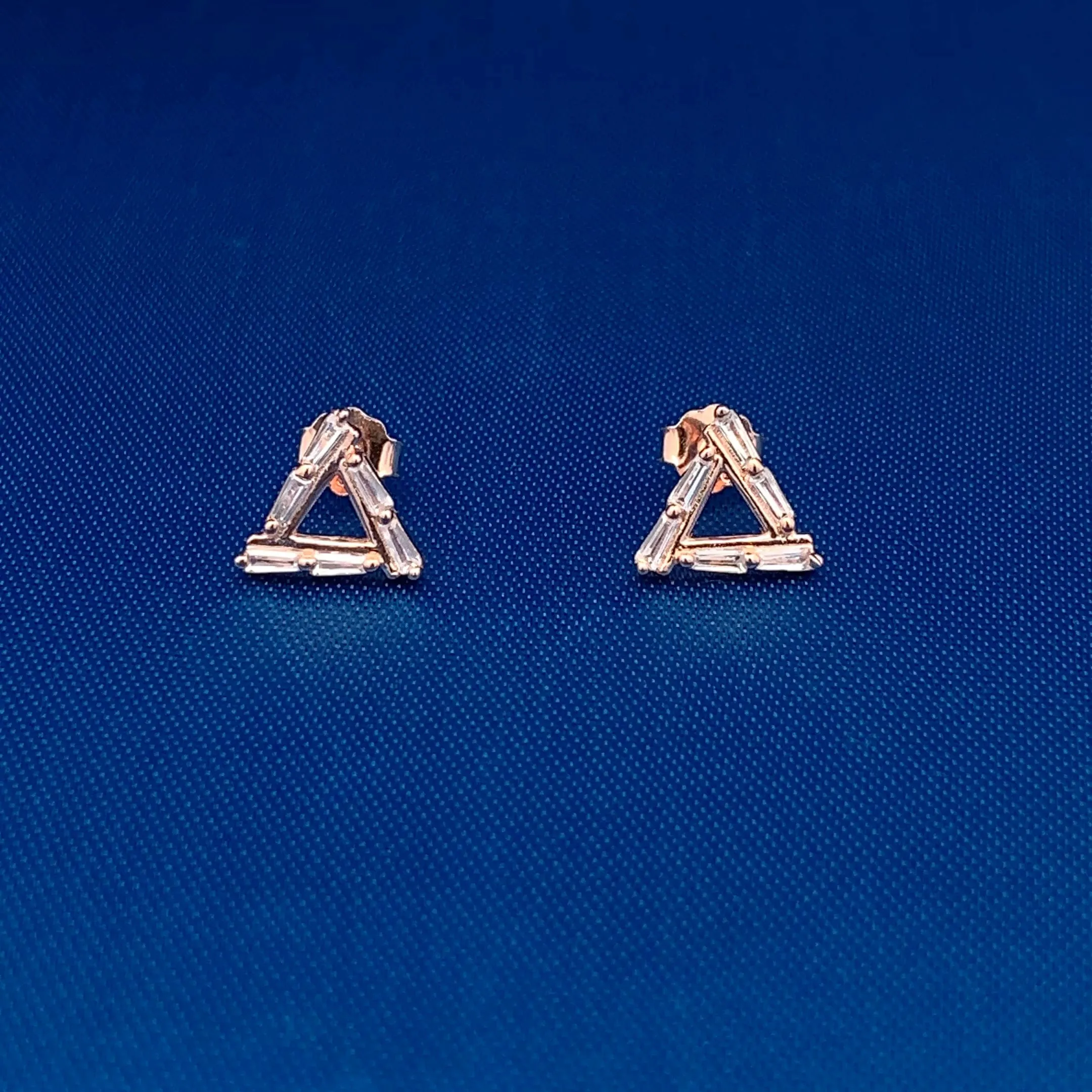 Baguette Triangle Stud Earrings (Pure Silver)