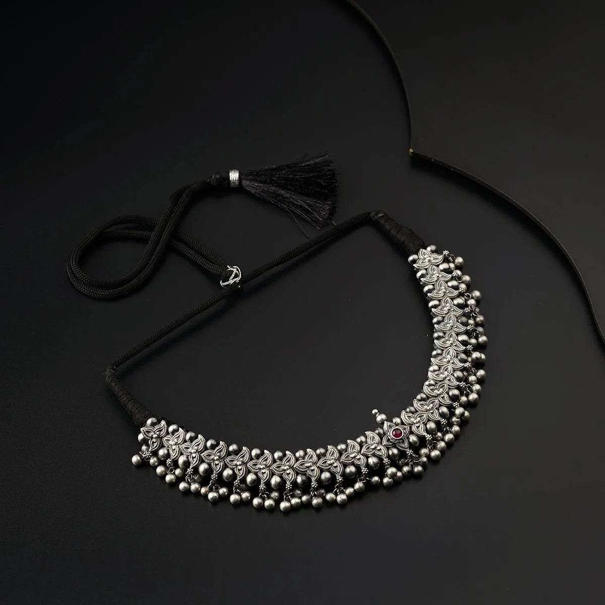 Belpaantik : Silver Oxidised Finish