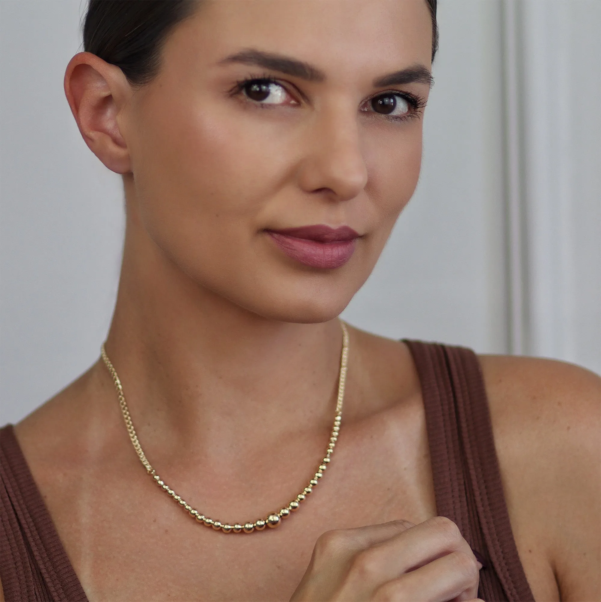 Classic Elegant Round Ball Pendant Necklace Gold Plated Graduated 3-10MM Choker