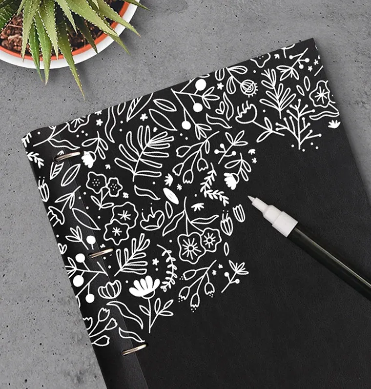 Clipbook Classic Monochrome A4 Organiser