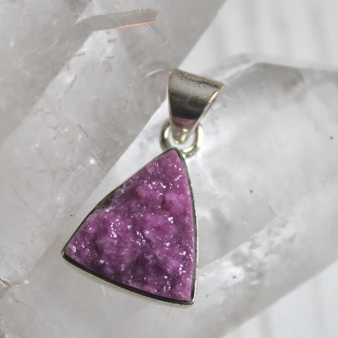 Cobalto Calcite   Sterling Silver Triangle Pendant