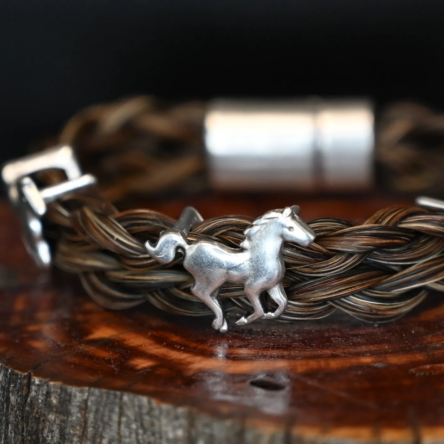 Cowboy Coll. Open Plains Magnetic Clasp Bracelet