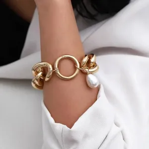 Designer Style Big Chain Pearl Metal Heart Gold Colour Trendy Lovely Charm Bracelets for Women Fashion Jewellery