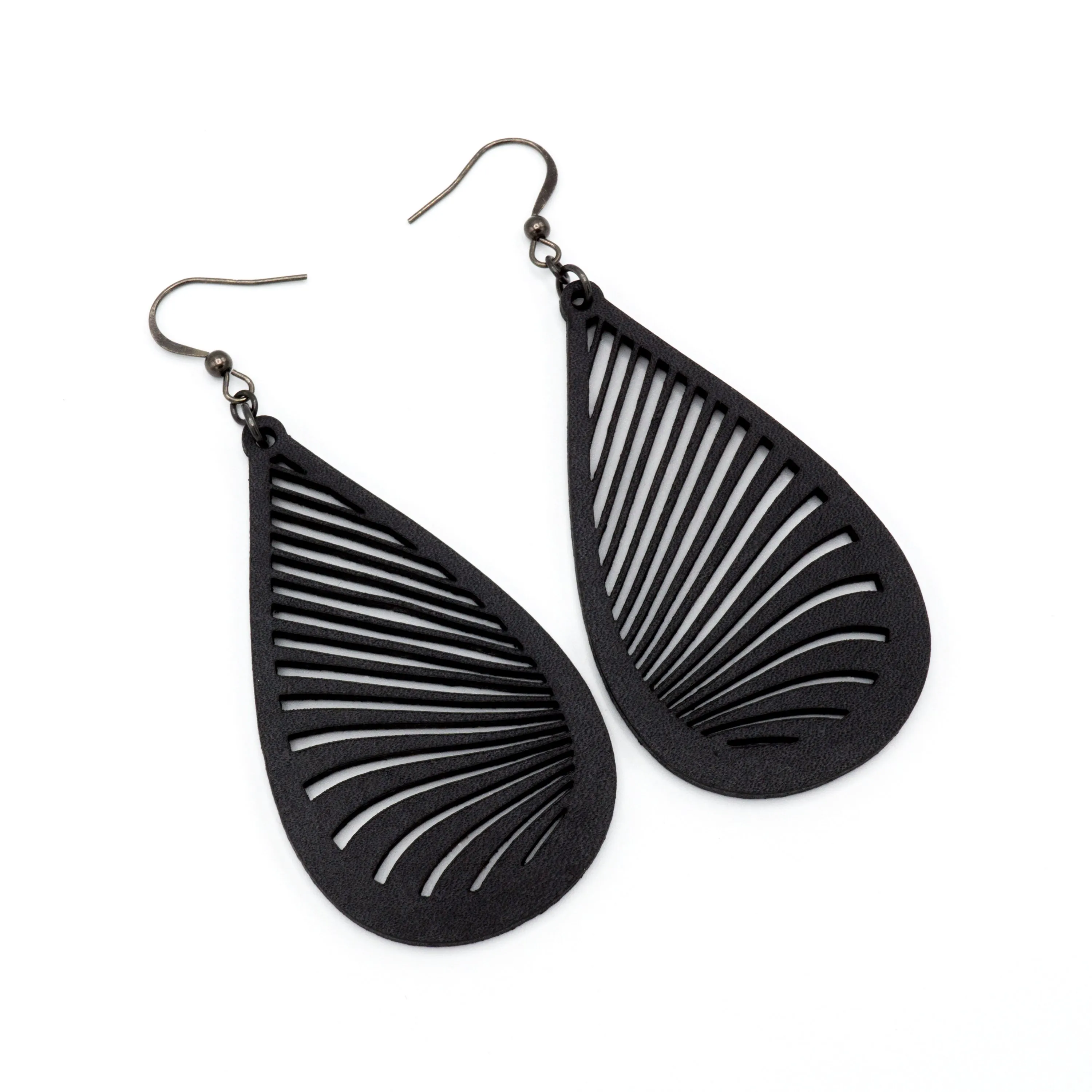 Drop 08 [L] // Leather Earrings - Black