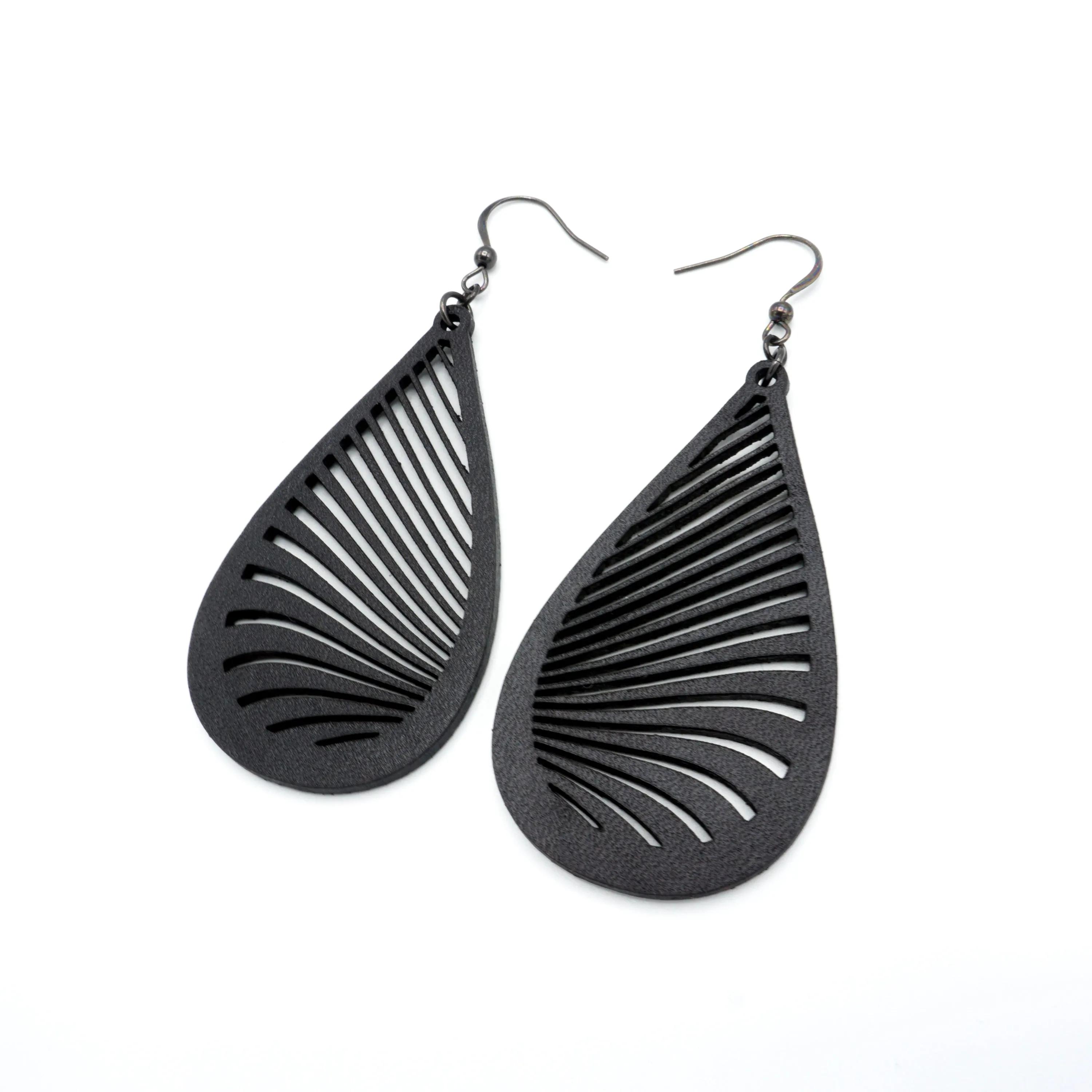 Drop 08 [L] // Leather Earrings - Black