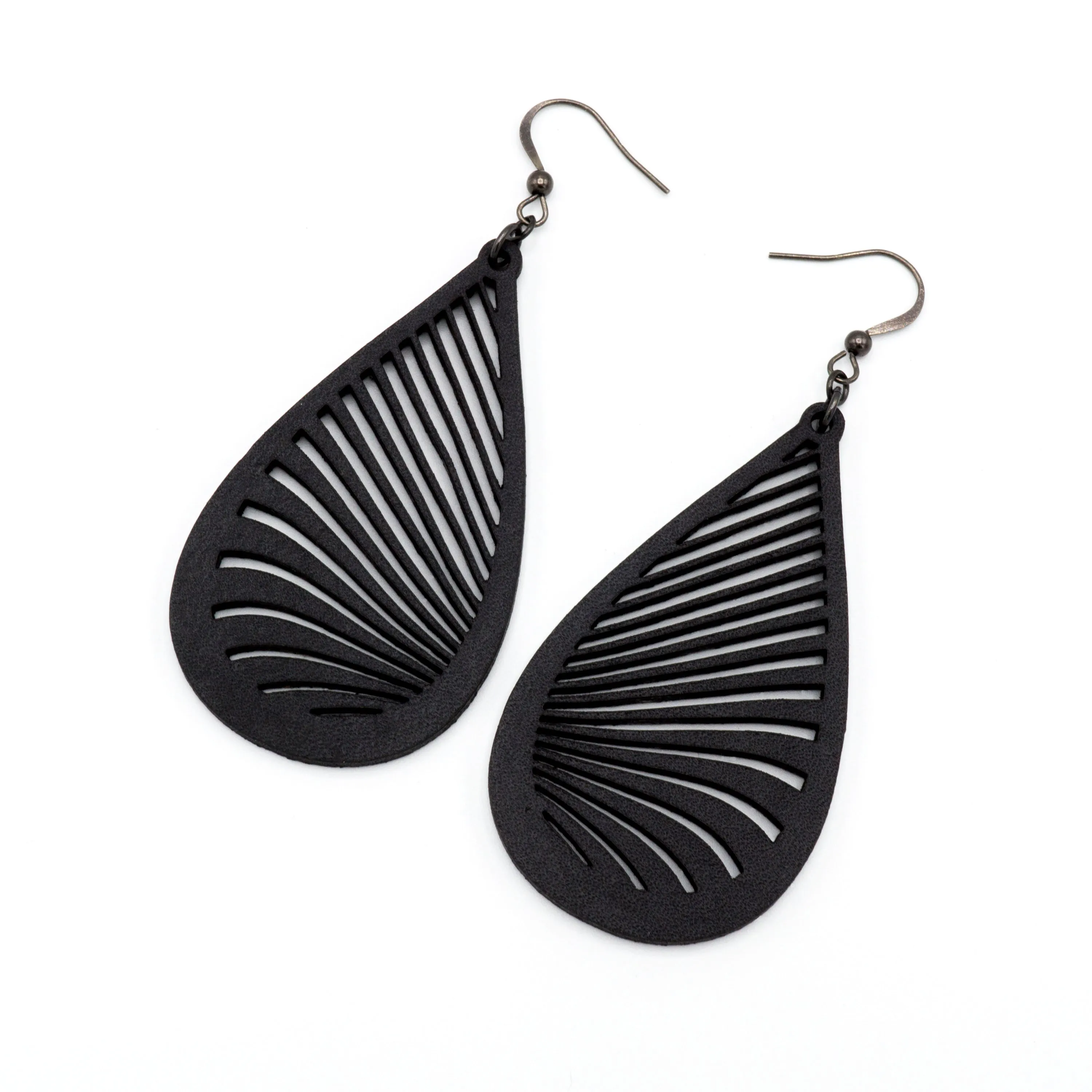 Drop 08 [L] // Leather Earrings - Black
