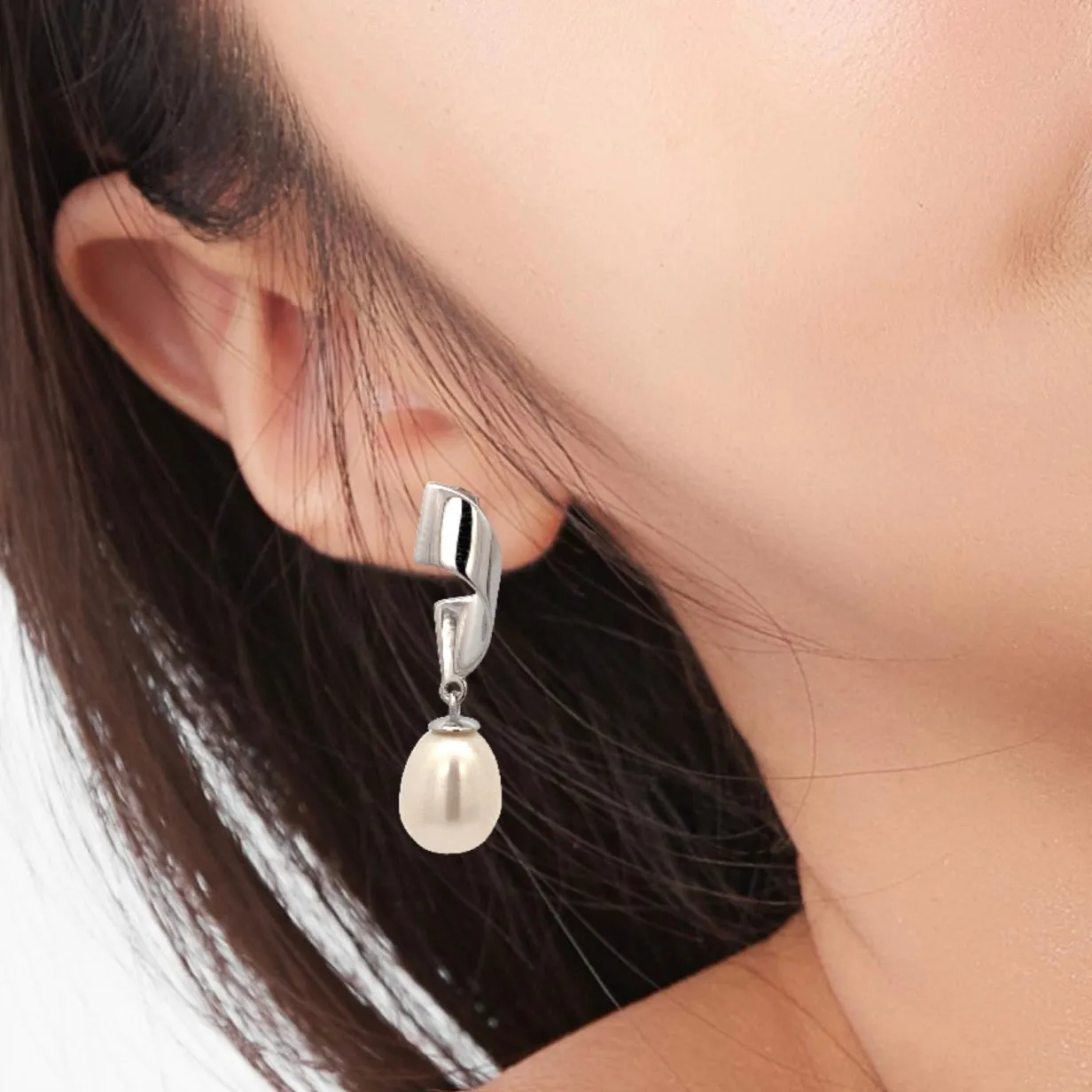 Earrings 136