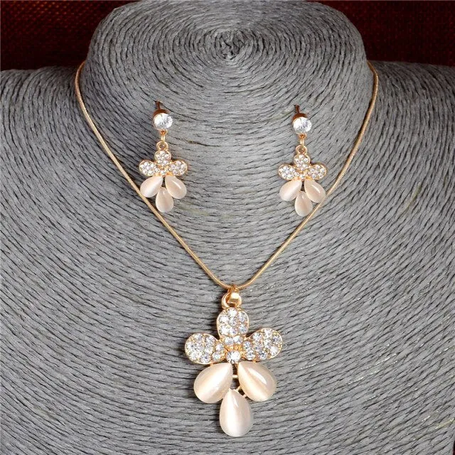 Exquisite Full CZ Crystal Pendants Necklace Earrings Sets
