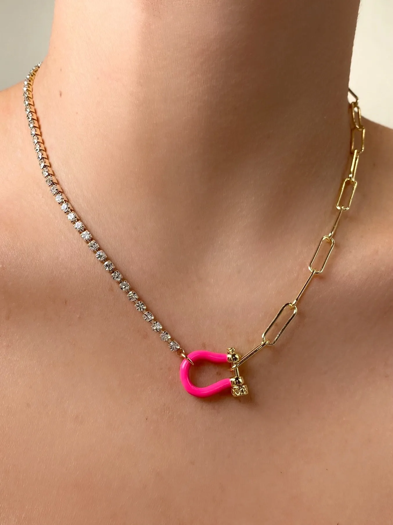 FLIRT Carabiner Necklace