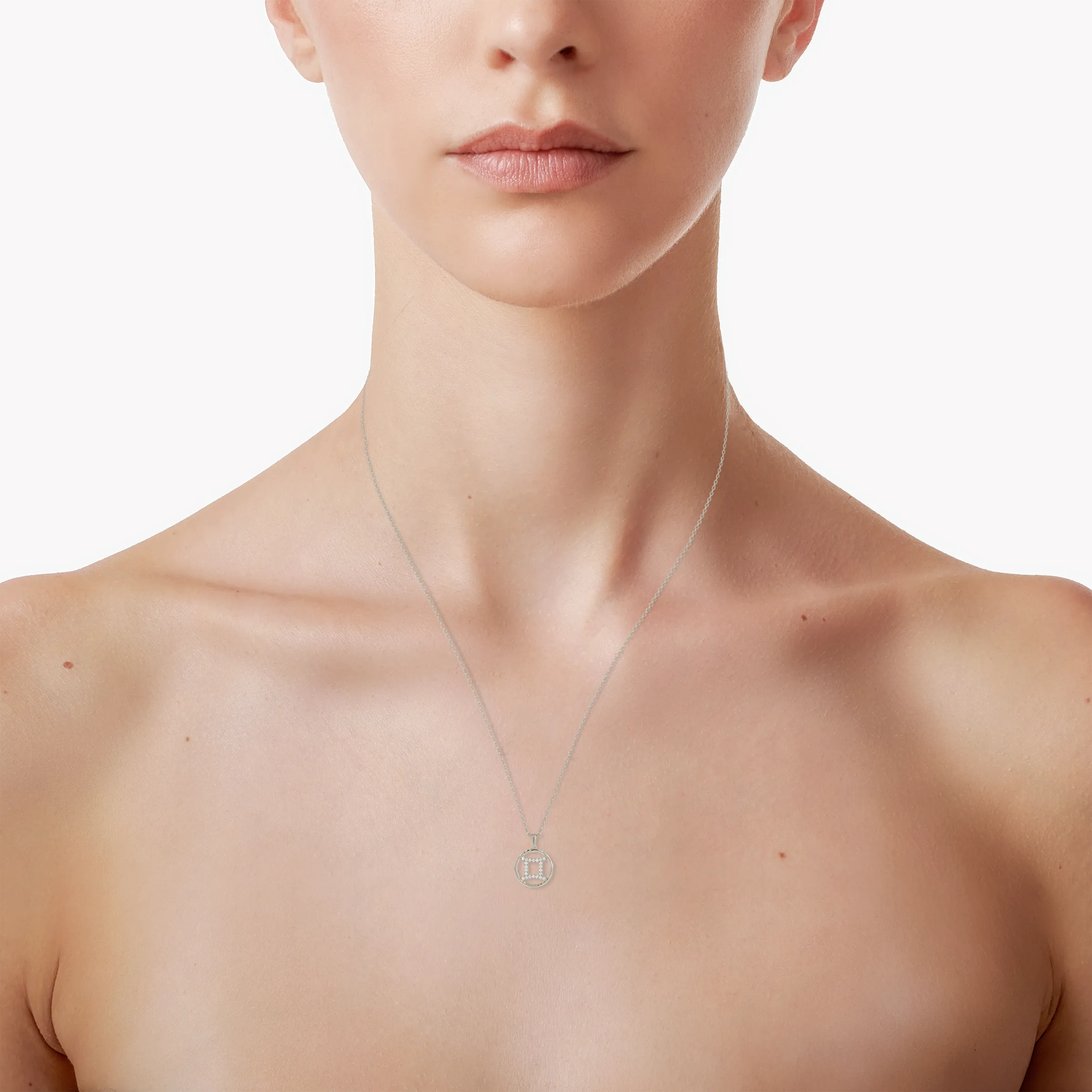 Gemini medallion pendant necklace