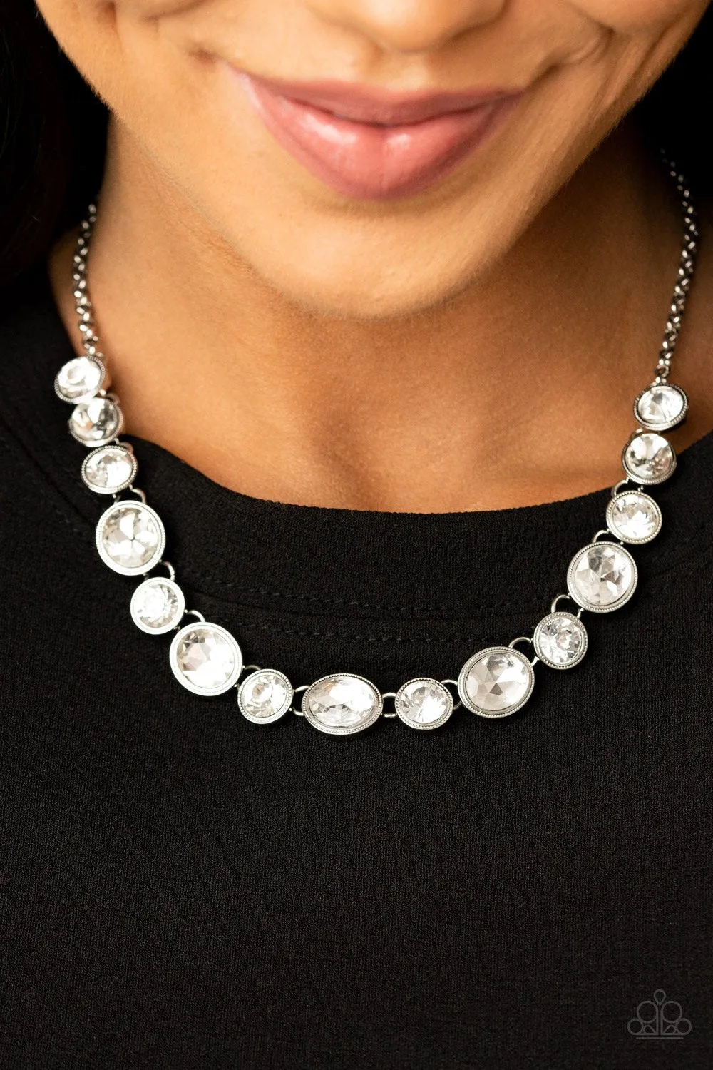 Girl's Gotta Glow - White Necklace
