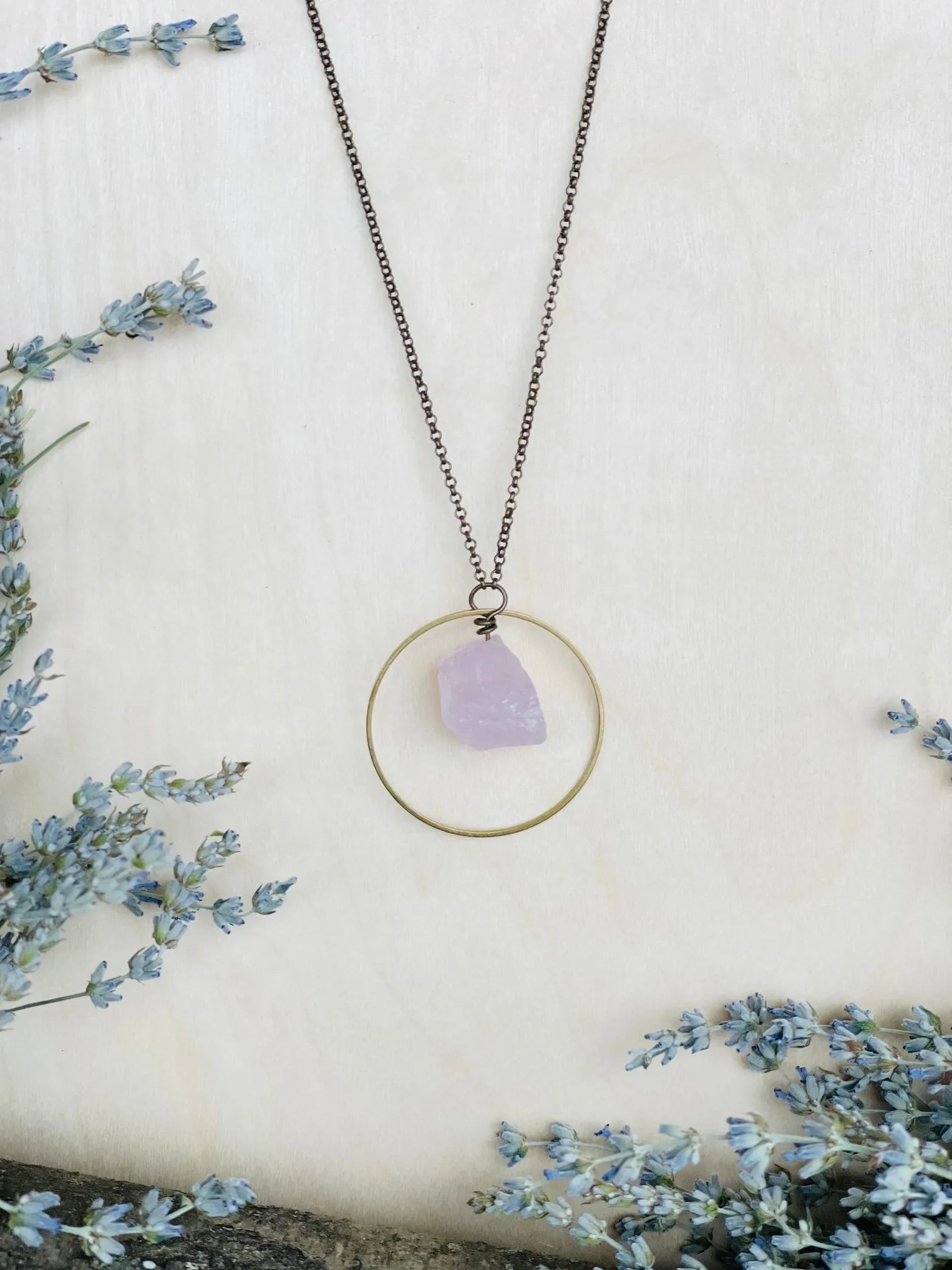 Gwendolyn Circle Necklace - Rose Quartz