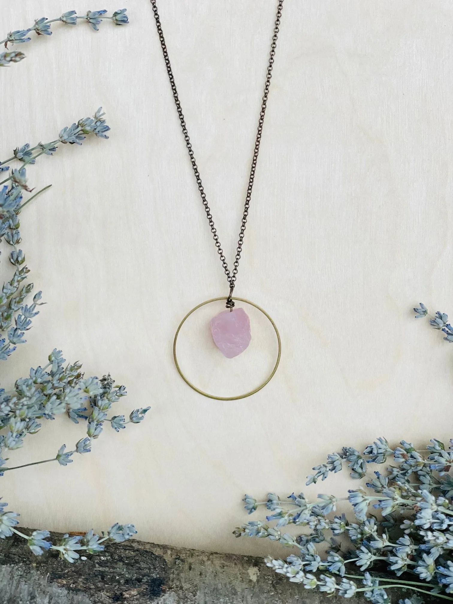 Gwendolyn Circle Necklace - Rose Quartz