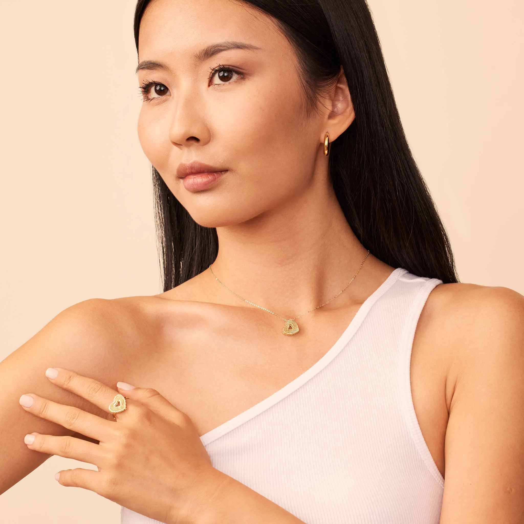 Icon Heart Pendant Necklace