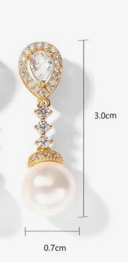 Jasmine - Gold Pearl Earring