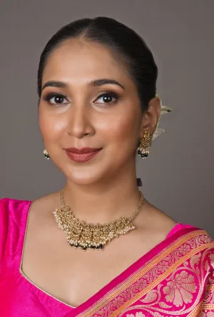 Laxmi Sleek Temple Choker Set with Earrings
