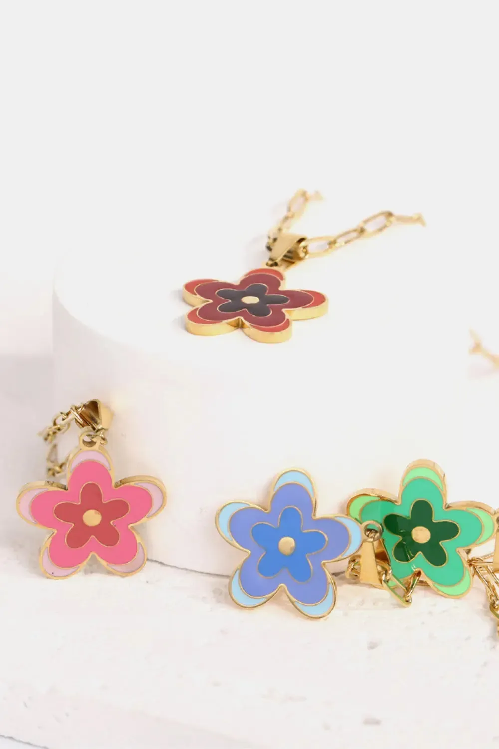 LOVCIA Flower Pendant Stainless Steel Necklace