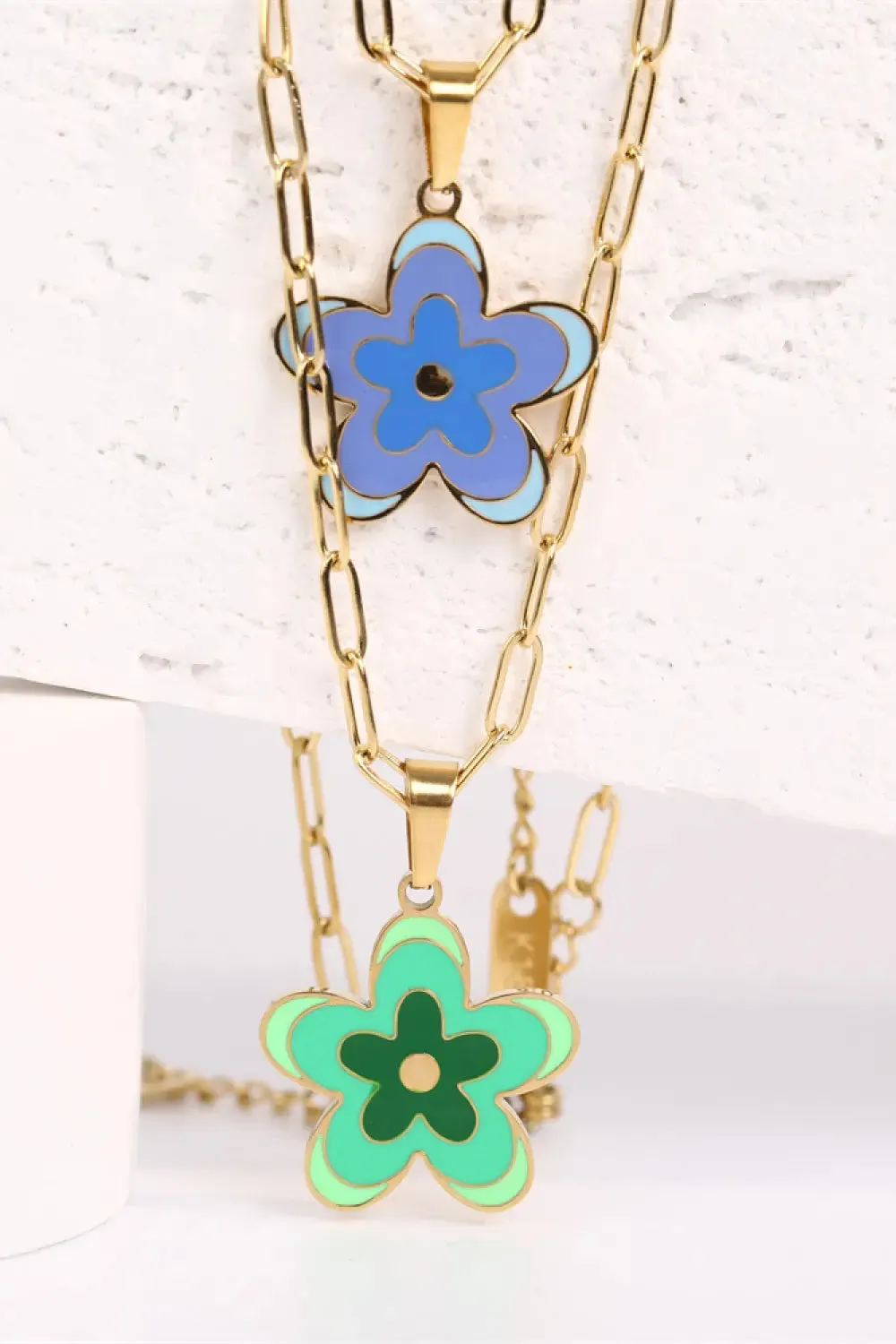 LOVCIA Flower Pendant Stainless Steel Necklace