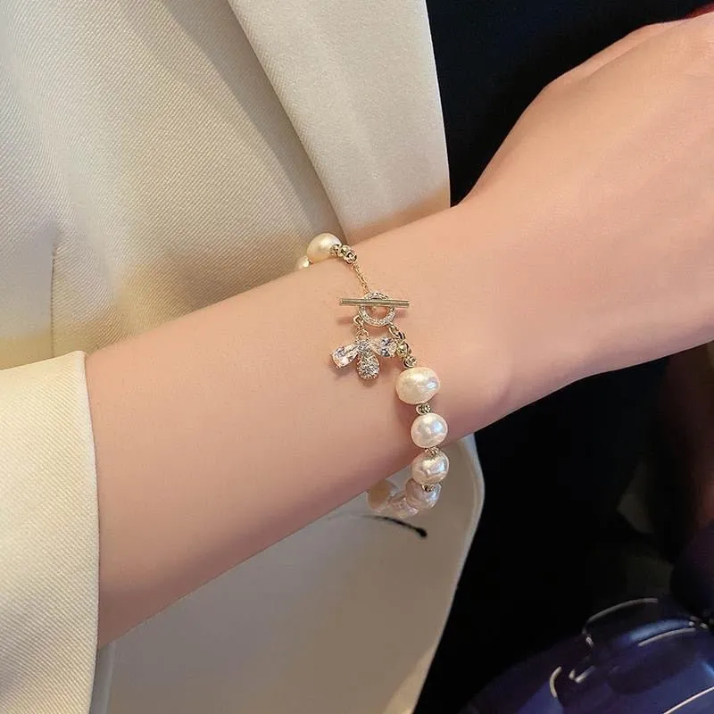 Luxury Baroque Pearl Bracelet Bee Pendant For Women Jewelry