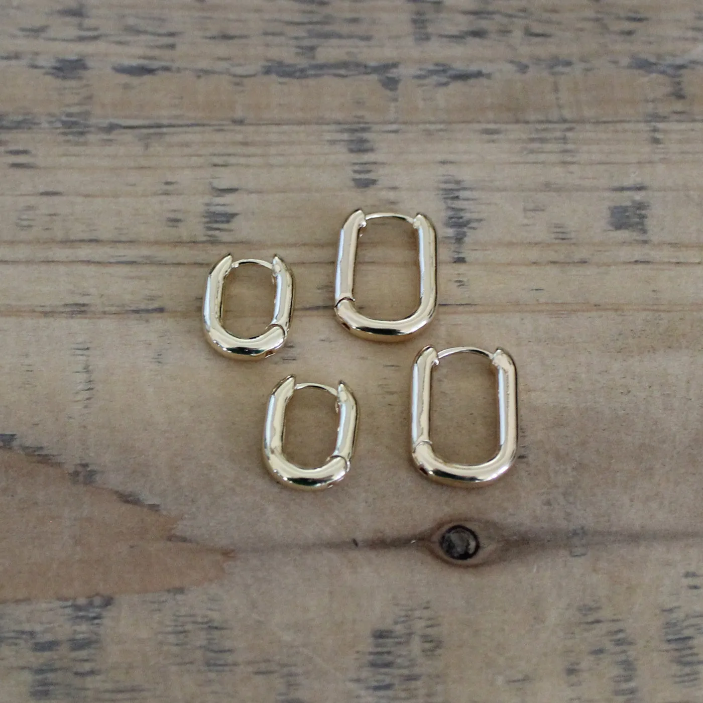 Oval Hoops