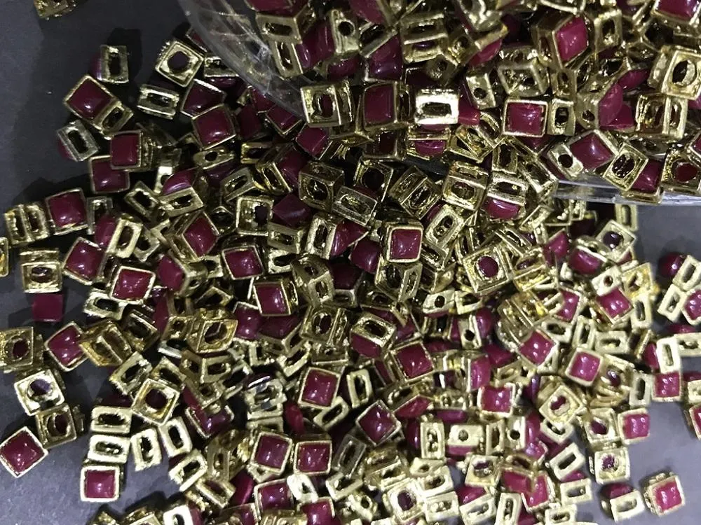 Red Square Jaipuri Metal Kundan Stone (With Stone- 6x6 mm)
