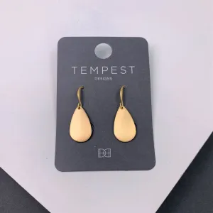 Scratched effect sleek drop earrings