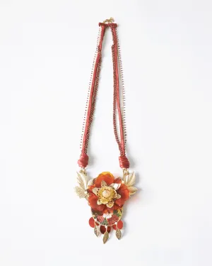 Silk & Quartz Necklace |Golden Lotus Nuna