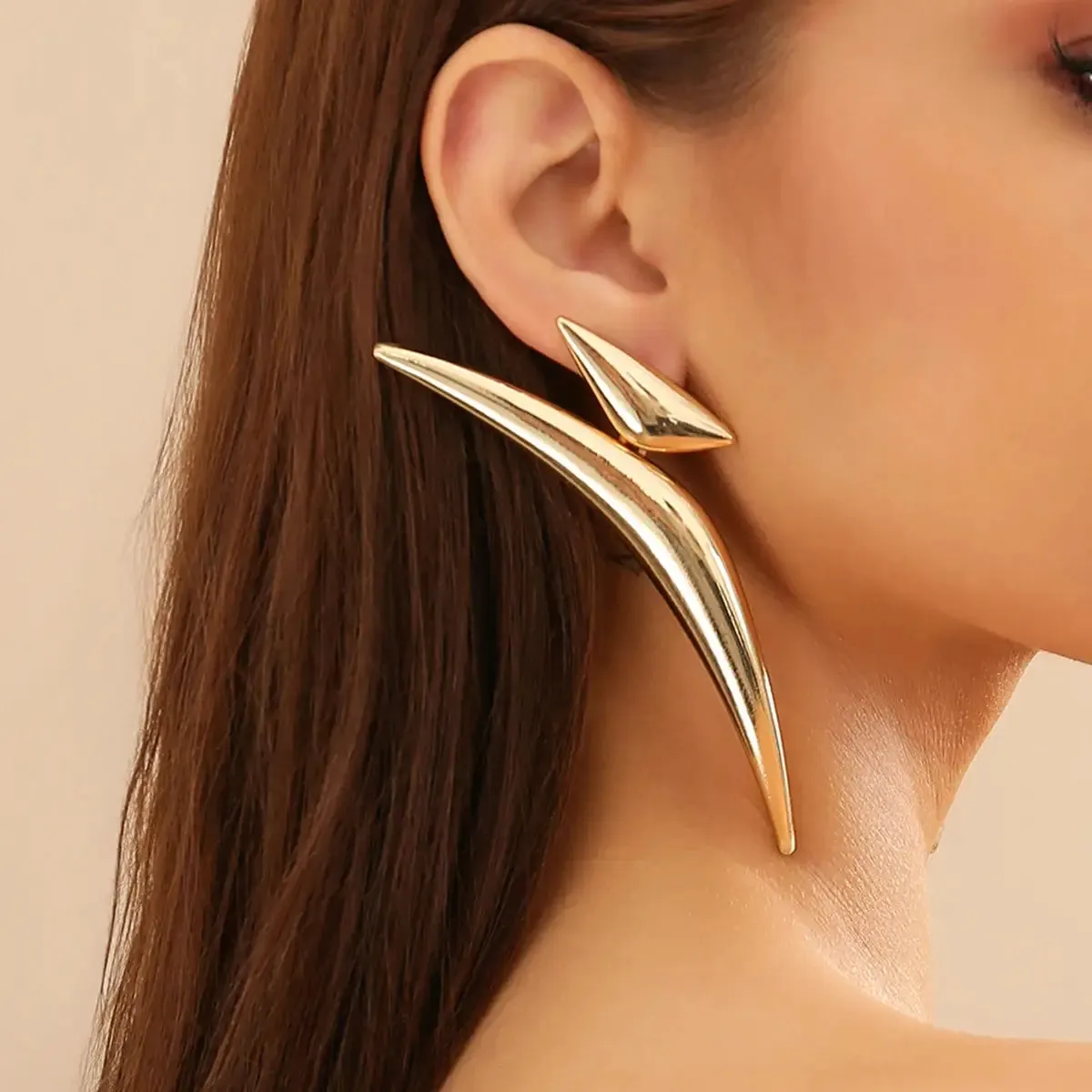 Sleek Aeonian Ear Wings