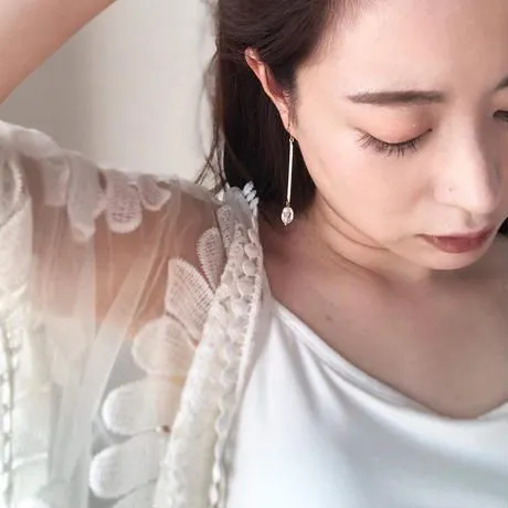 Stick clear beaded pierced earrings/Clip-on earrings