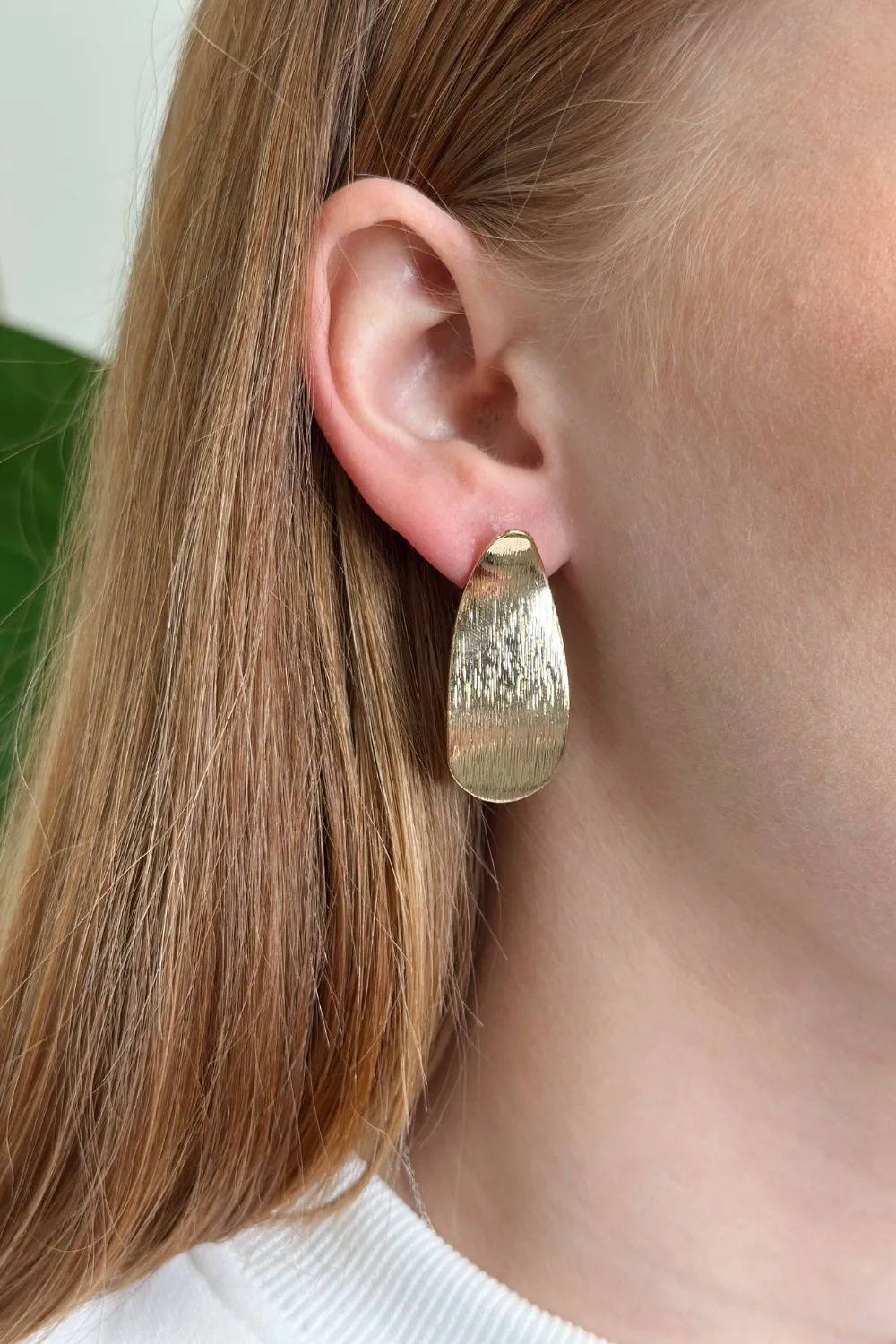 Teardrop Shape Satin Brushed Earrings