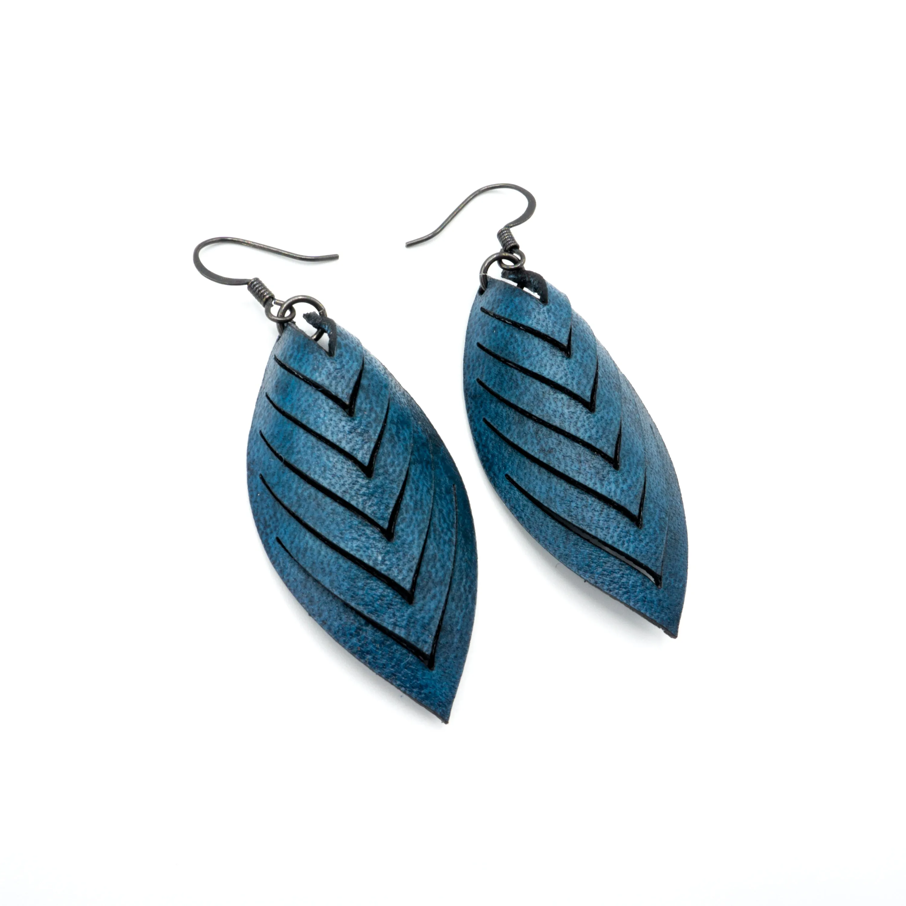 Terrabyte 14 [S] // Leather Earrings - Blue