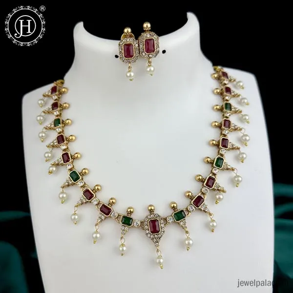 Unique Gold Finish Temple Necklace With Earrings JH5387
