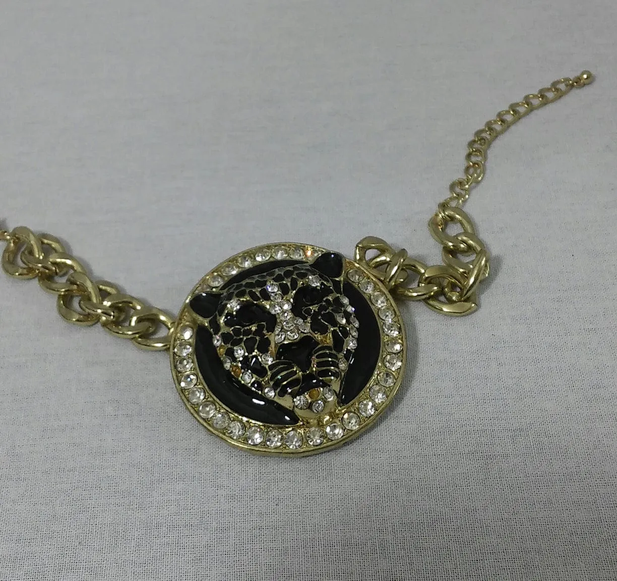 Women’s Stylish Fashion Bracelets – Fine Quality Jewelry